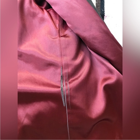 Stunning coat ❤️🍁 - Picture 11 of 11